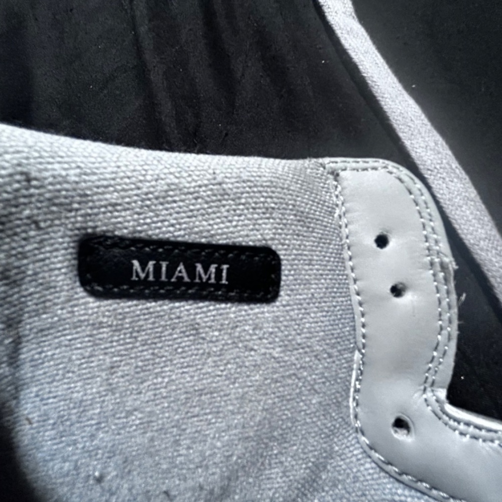 Jordan 1Dior Limited Edition “Miami” Men’s size 12 - Picture 4 of 11